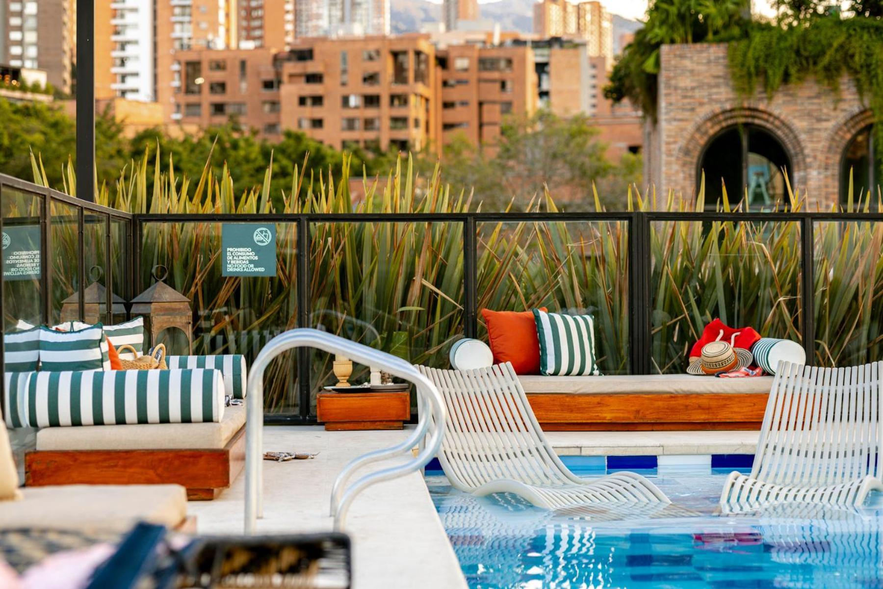 Loma Verde Aparthotel Medellín Exterior foto